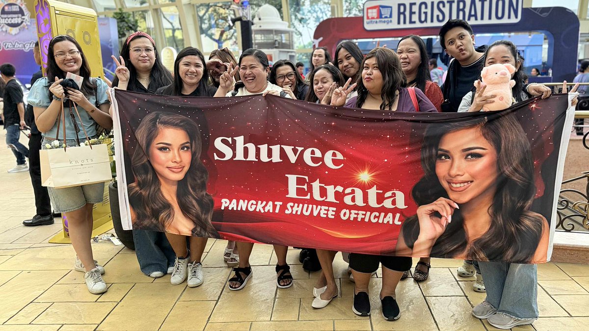 PangkatShuvee's tweet photo. Team Live to support our Shuveedoo! 

SHUVEE ULTRA MEGA EXPO https://t.co/66TjyJ1dd7