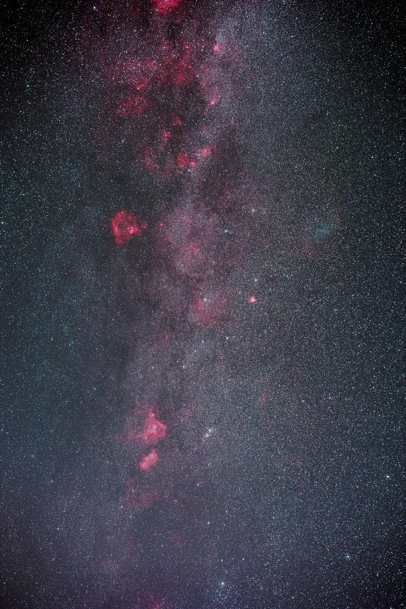 0yUVsUul9coII2Y's tweet image. カシオペヤ座周辺の天の川
散光星雲をフィルターで強調した画像
IDAS NBZ Filter 使用