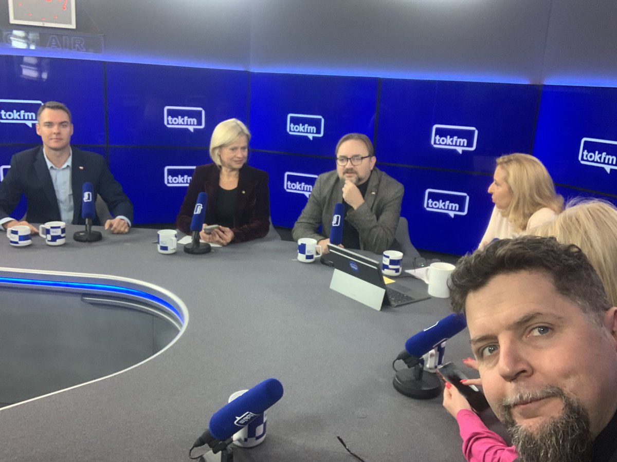 Zaczynamy <a href="/Radio_TOK_FM/">Radio TOK FM</a>