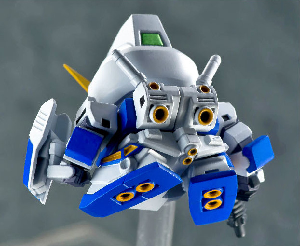 “那只不過是可以放到口袋裡的戰爭罷了。”
#sdgundam #gundam0080