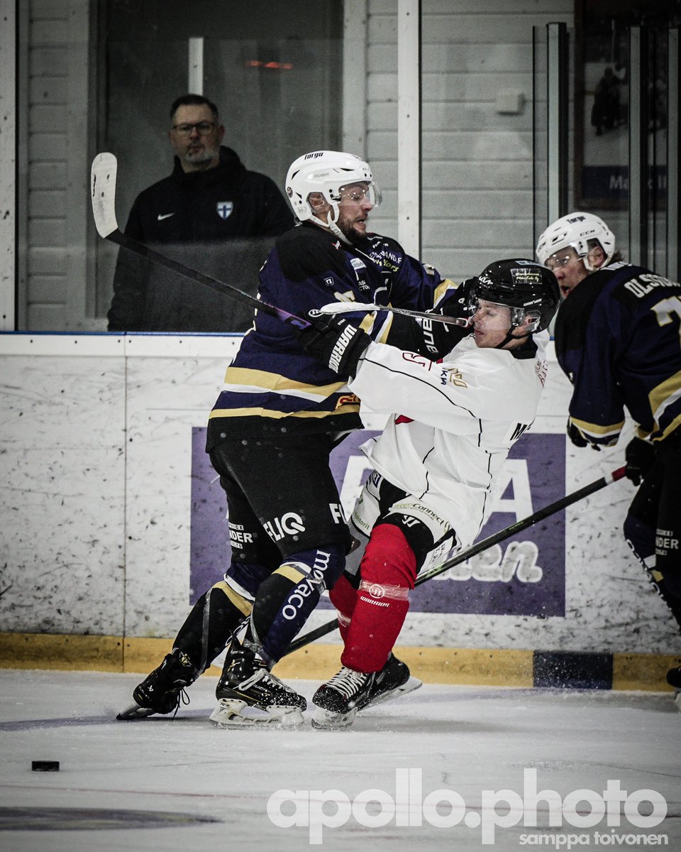 Apollo Photo tweet media