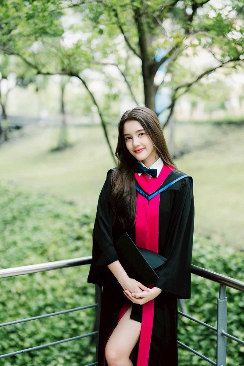 allyssa_annn's tweet photo. Couldn’t have done it without my people by my side🧸🎓 #AllyssaAnn https://t.co/olp03t2jxk