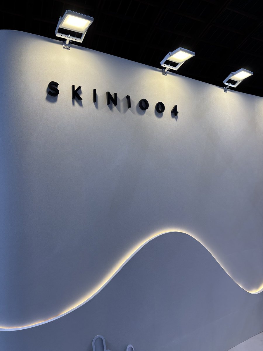 akatay0044's tweet photo. #スキンワンオーオーフォー #SKIN1004
#メガコスメランド #1004DAY https://t.co/rDgw1hBolJ