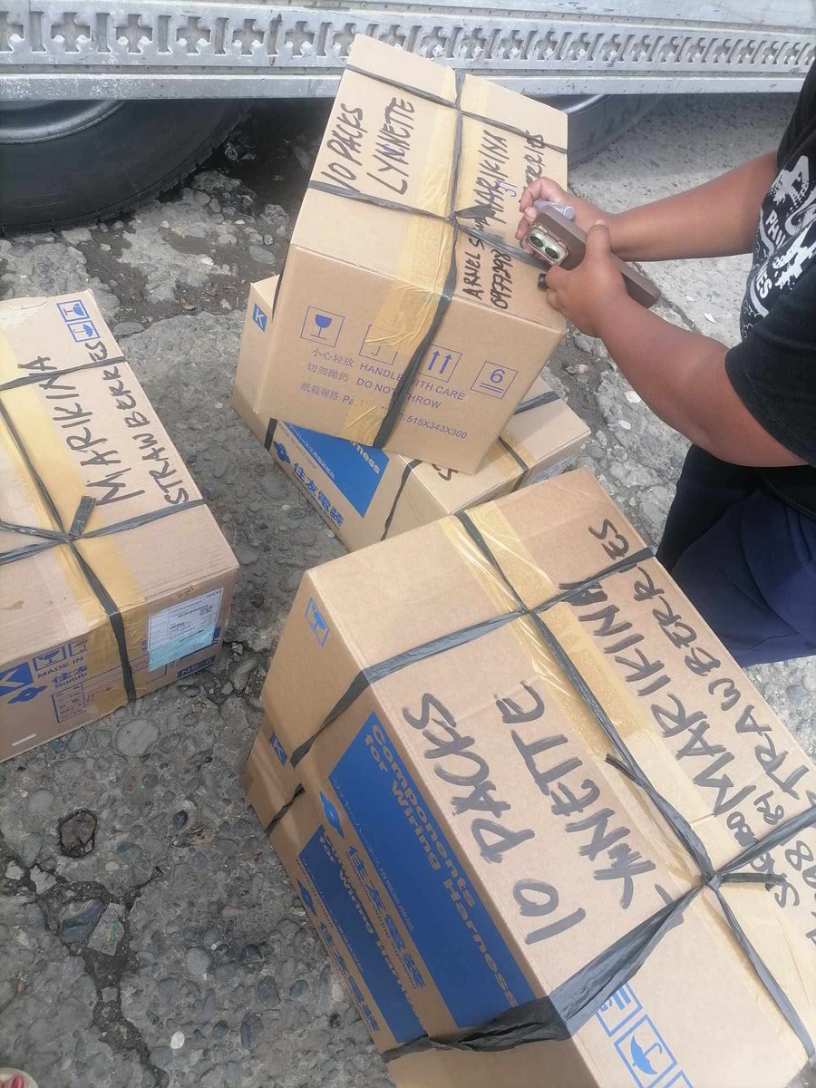 MammiLyn's tweet image. STRAWBERRIES – ₱400/kilo
📍Provident Village, Marikina

PM to reserve. Limited supply—thank you for caring!

#TulongParaSaMagsasaka #StrawberrySolidarity #SupportLocalFarms #NorteFresh #MarikinaPickUp

No gulay muna unahin ko muna sila Strawberries luginglugi na po sila..