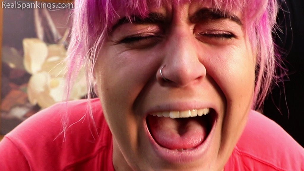 🍑 Spanking London tweet media