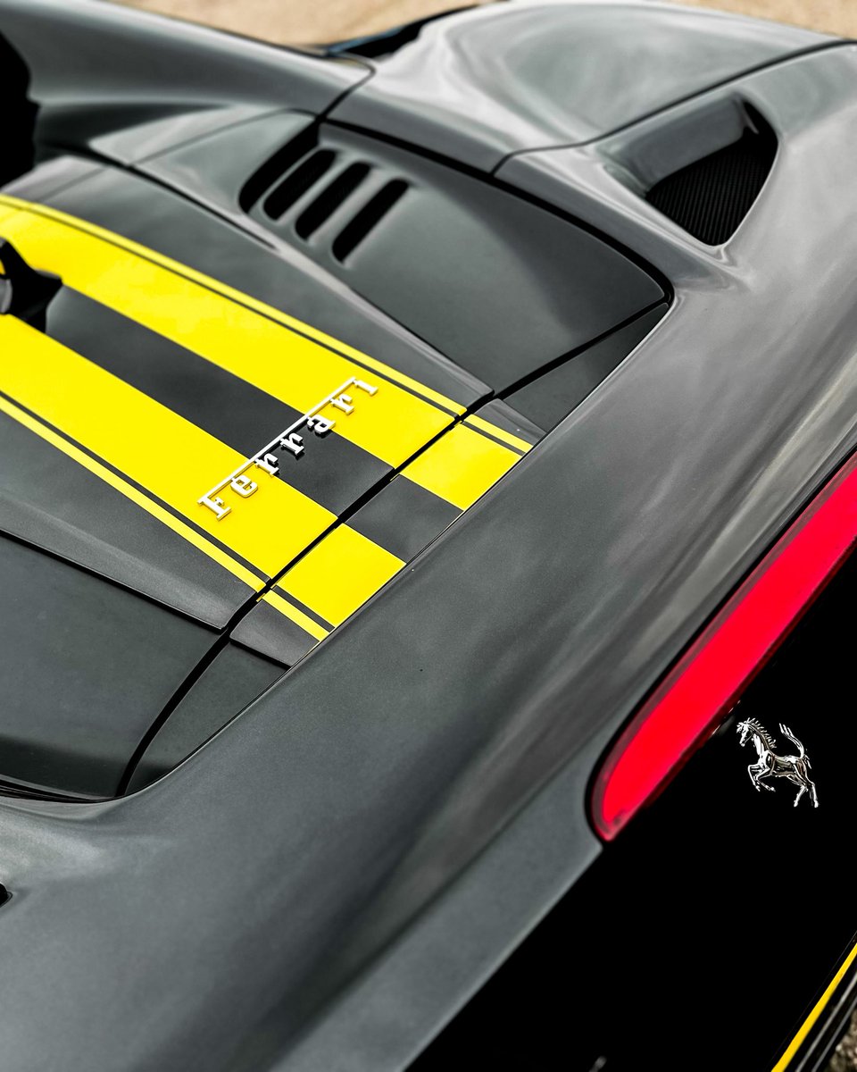 Before or after? 🤔  Italian livery -> the dual yellow stripes