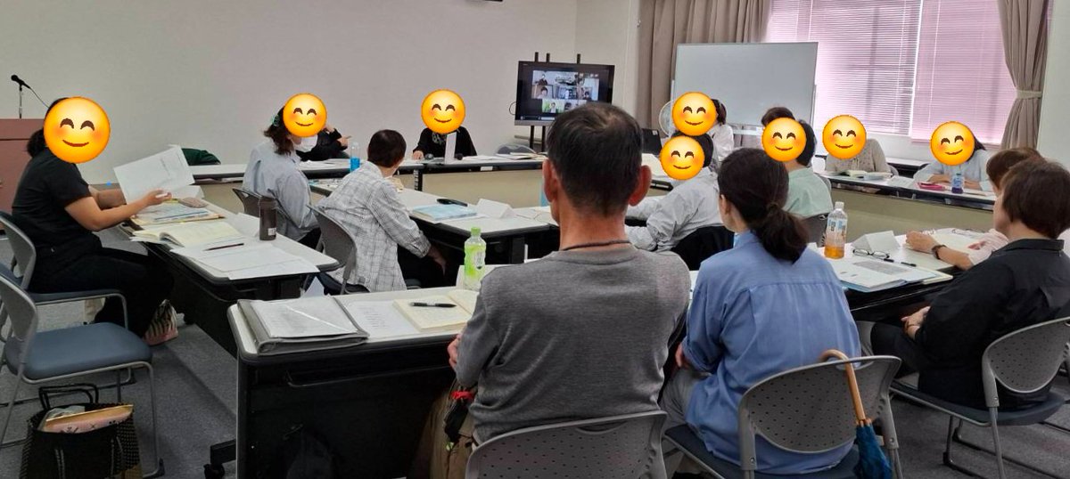 新潟県視覚障害者情報センターで9月から始まった音声訳初級要請講座が10月2日で終了しました。音声訳つわぶき会からは5名が参加しました。ご苦労様でした。これからの活躍に期待しています。
#新潟県視覚障害者情報センター
#音声訳要請講座初級
#音声訳つわぶき会