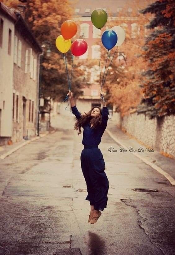 A a a balonlar mı o uçan 😁

Günaydınlar 🤗 güzel bir hafta sonu dileğimle ☕🍀🐞