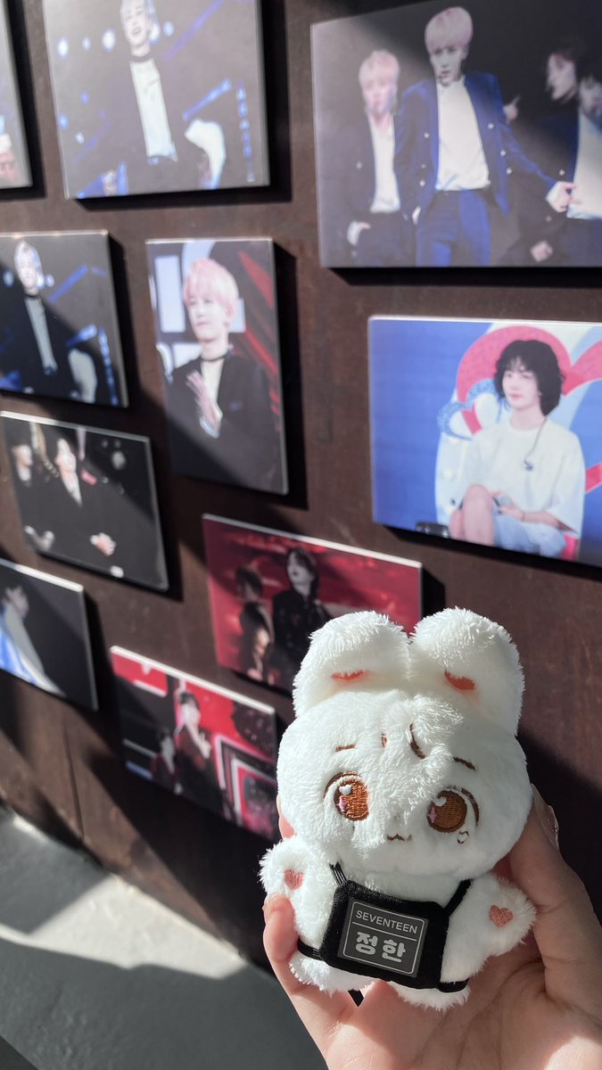 1004🤍🐰

#윤정한1004DAY
#1004정한드림데이
#Happy_JEONGHAN_Day
#JEONGHAN #정한
#SEVENTEEN #세븐틴