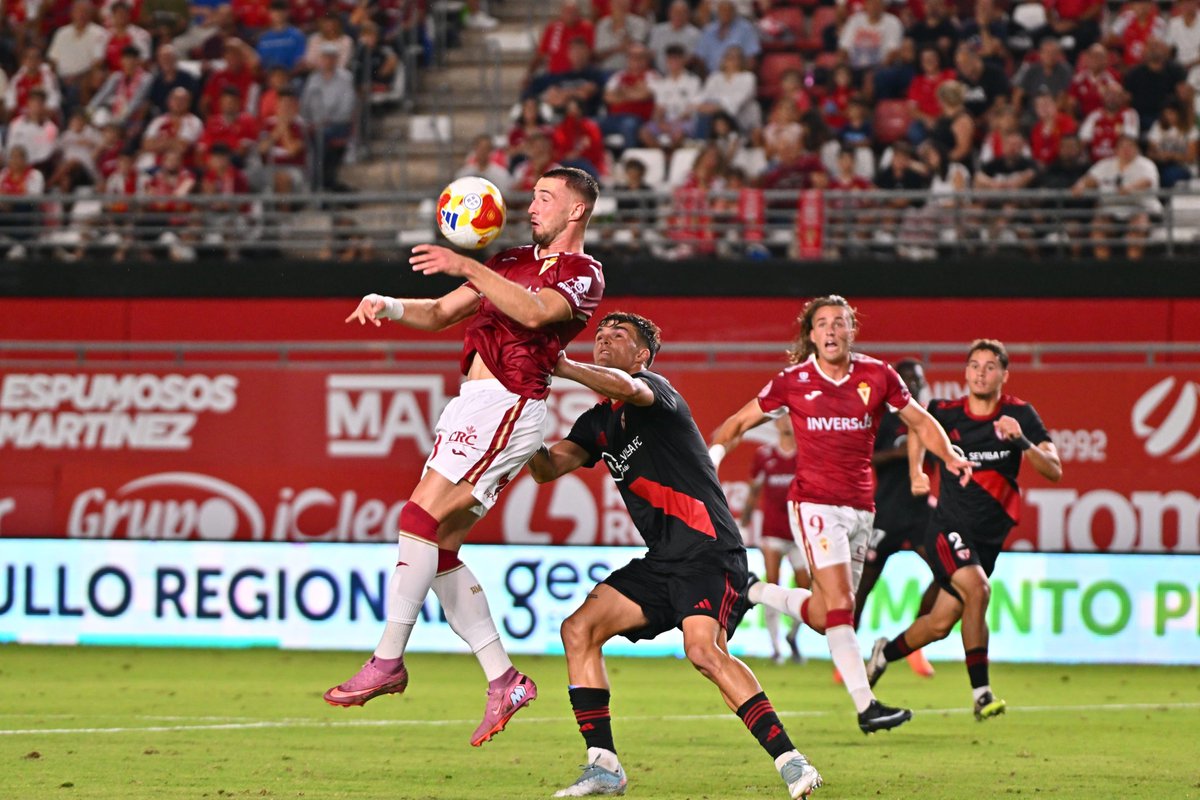 Sevilla Atlético y Cantera Sevilla FC (@canterasfc) on Twitter photo 📺 ¡Revive las mejores jugadas y el gol de <a href="/miguesierra14/">Miguel Ángel Sierra Ortega</a> en el empate del #SevillaAtlético frente al <a href="/realmurciacfsad/">Real Murcia CF</a> a domicilio! (1-1).
➡️ sevillafc.es/media/cantera-…
#VamosSAT ⚪️🔴⚪️ 📺 ¡Revive las mejores jugadas y el gol de <a href="/miguesierra14/">Miguel Ángel Sierra Ortega</a> en el empate del #SevillaAtlético frente al <a href="/realmurciacfsad/">Real Murcia CF</a> a domicilio! (1-1).
➡️ sevillafc.es/media/cantera-…
#VamosSAT ⚪️🔴⚪️