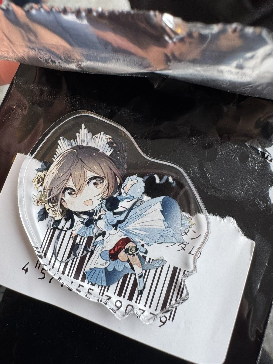 交換
初音ミクミクシンフォニー
ミニアクリルスタンド

求)巡音ルカ

譲)MEIKO

現地にて公演前後で交換出来たらと思います。