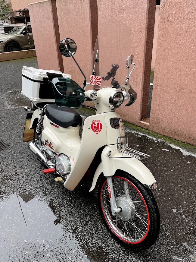 etemon1965's tweet photo. 明日のラストカブミーティングに向け洗車🛵🚿
今月下旬には姫路の友人に無償譲渡します😊
＃スーパーカブ110　＃高滝カブミーティング https://t.co/YAw4d59LWp