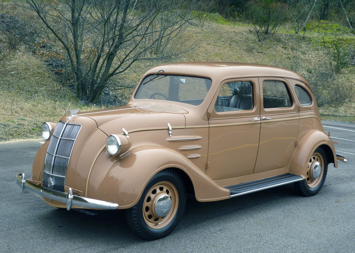 車両入れ替えのご案内🚗】 クルマ館のシンボルゾーンに展示している
