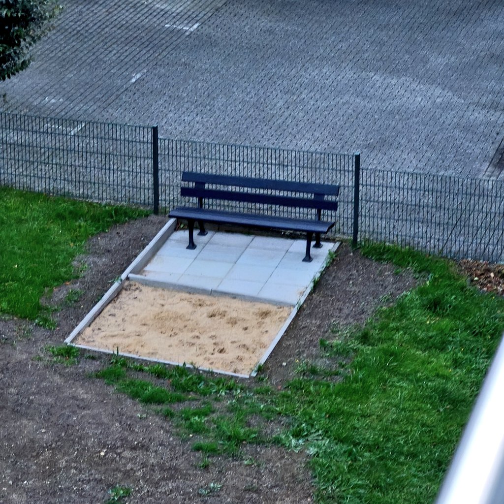 Der traurigste Spielplatz aller Zeiten.