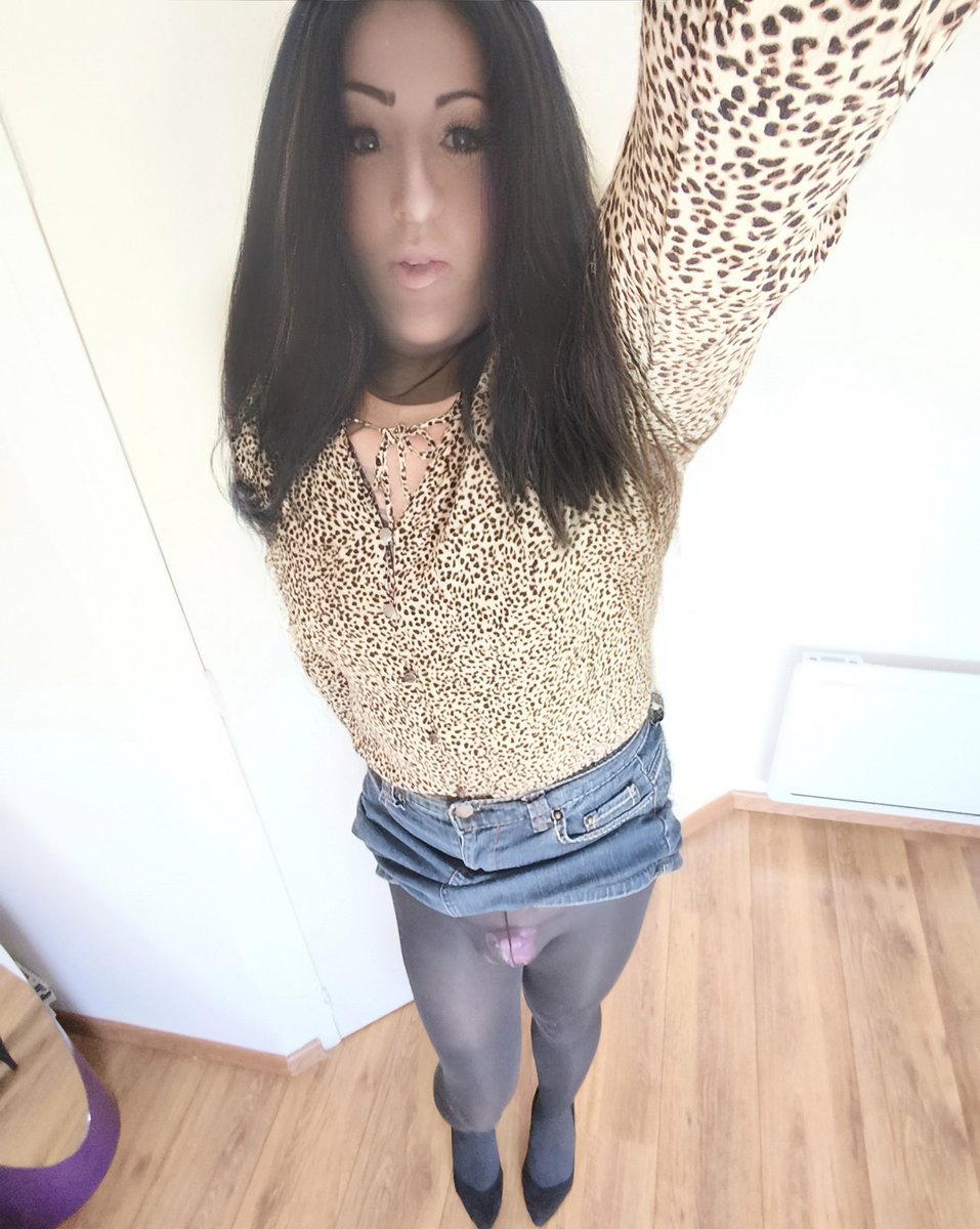 🔒 Locktober games 2025🔒
For this, i let X choose for time for me.
- 1 like = 1 day added
- 1 comment = 2 days added
- 1 retweet = 5 days added
- 1 used pics on box = you choose time between 5 and 10 days.

Gallery pics for this.
fr.erome.com/a/enIYd4ea
fr.erome.com/a/7HcMsrKB