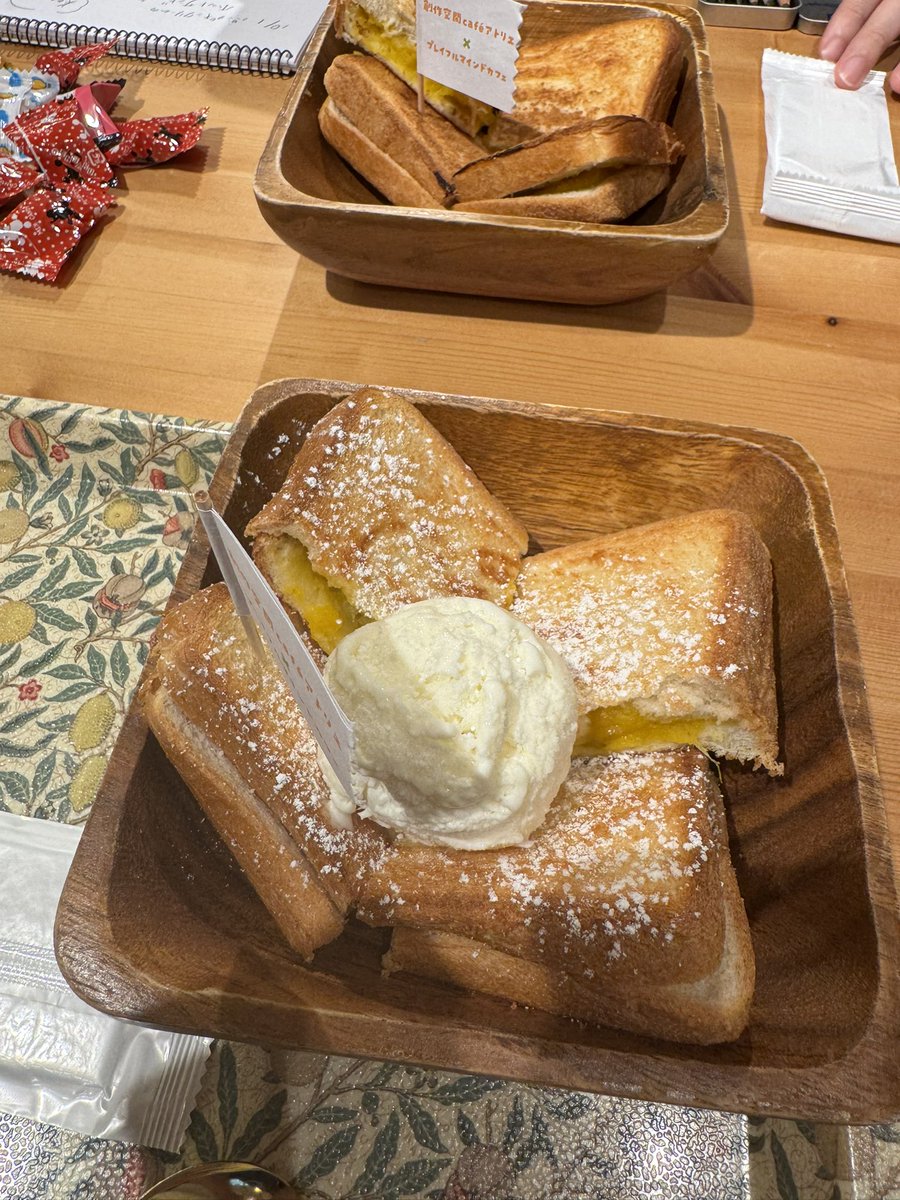 お絵描きカフェ行ってきたンゴ〜