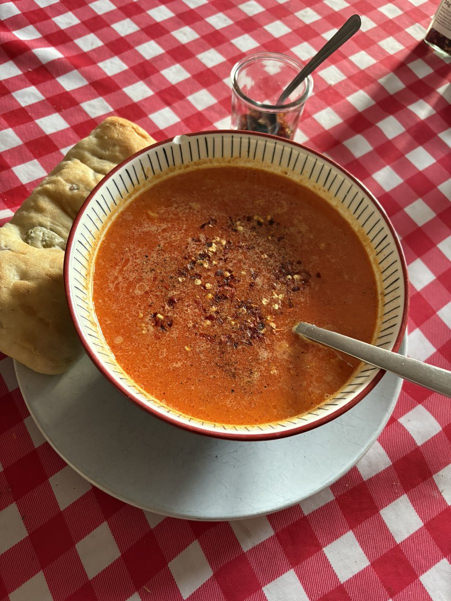 risc's tweet image. ох...