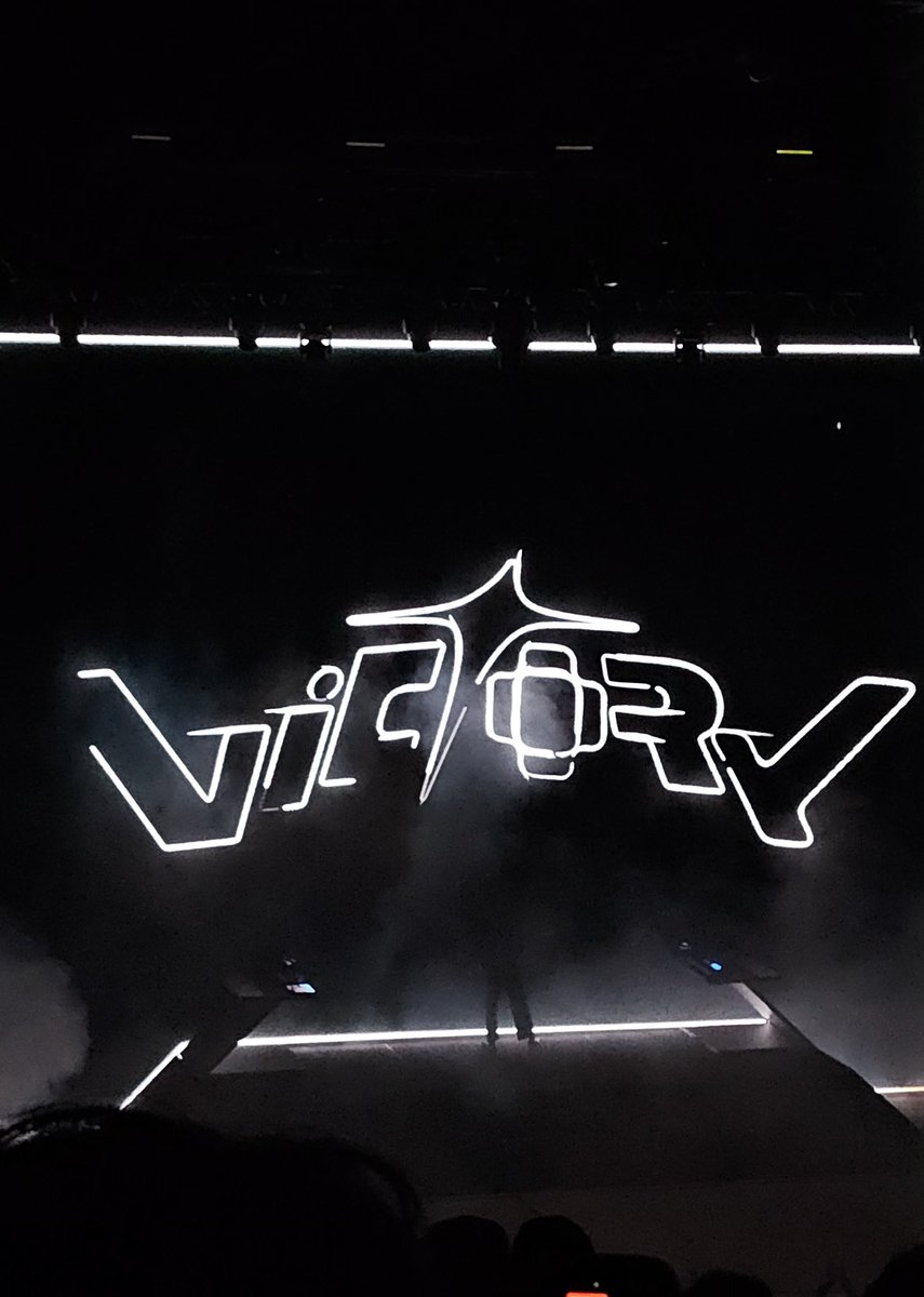 ash 🌸 tweet media