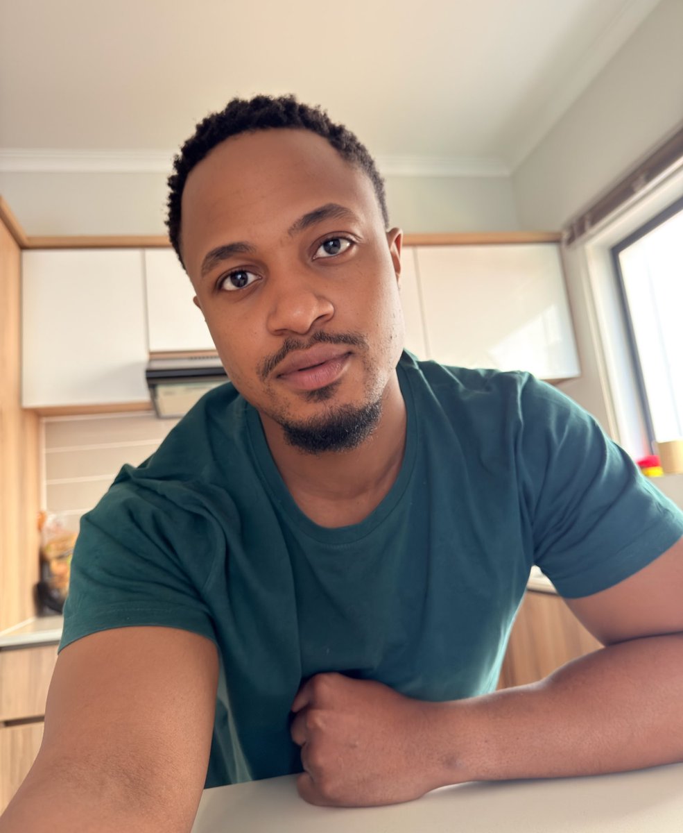 ShaunGrey_'s tweet image. Random selfie 🤳