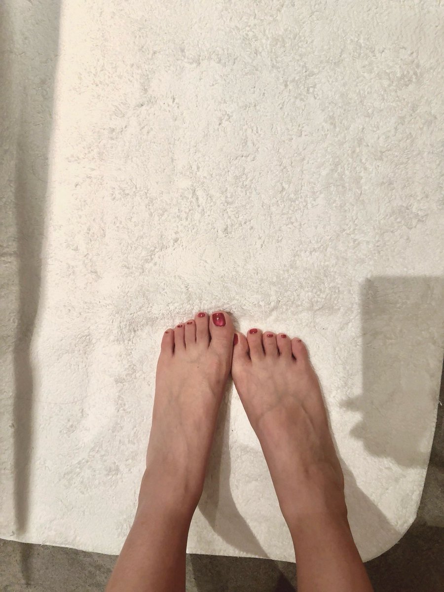 福利姬兕兕分享的黄推图片2 - 网红私拍内容