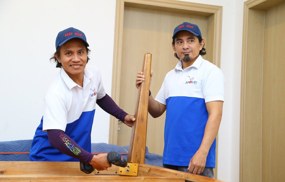 Easy Move KW is here to help you move whenever and wherever you need. All you need to do is to give us a call. Visit our website to learn more.

easymovekw.com/#!/