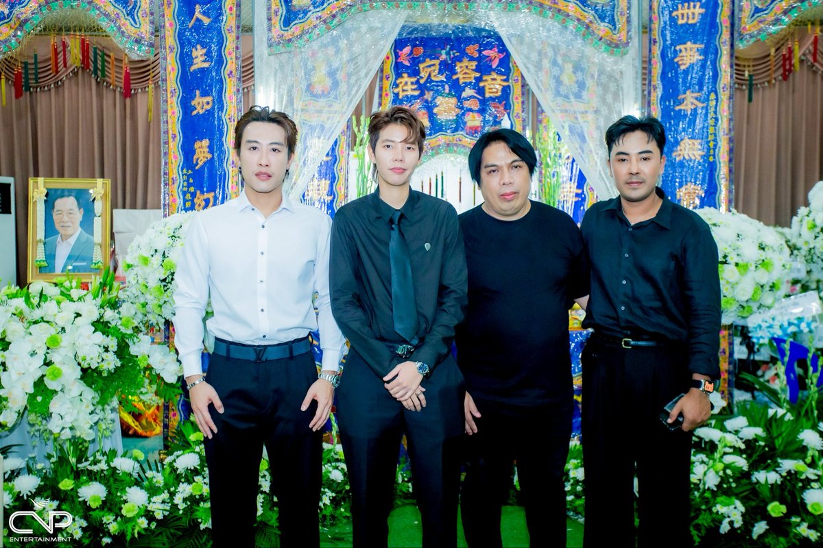 Nook_Official's tweet photo. เข้าร่วมฟังสวดพระอภิธรรมป๊า ในคืนที่สี่ 🙏🏻🤍🕊️ https://t.co/HVjmmwssVd