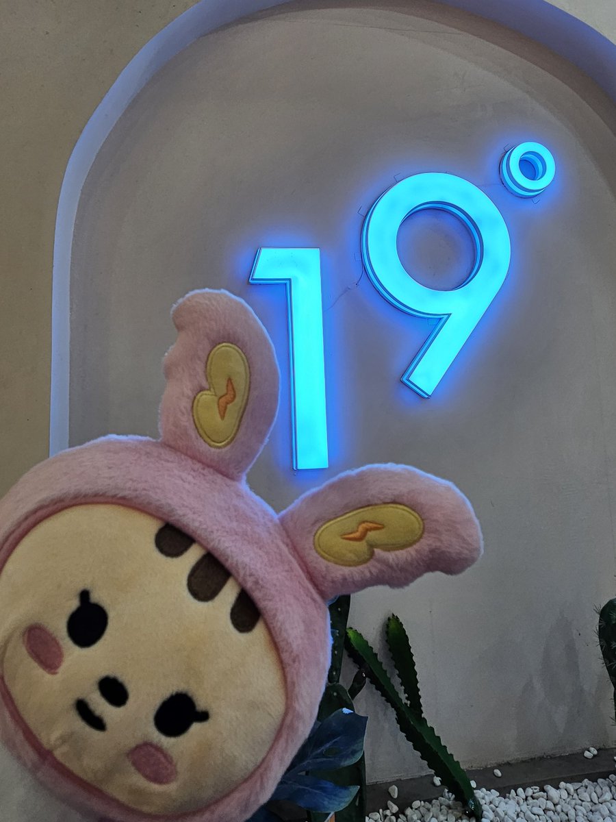 pagesofyoon's tweet photo. Toram is still here! Go here and claim your kits now! :)
#SoundsOfYoon ๐ https://t.co/MObU4simoh