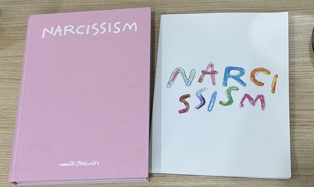 qqmcn's tweet photo. ส่งต่อ Photobook nacissism 700฿ รวมส่ง
Magazine narcissism 350฿ รวมส่งค่า 🩷✨#ตลาดนัดnctdream https://t.co/vw3fPvUrPp