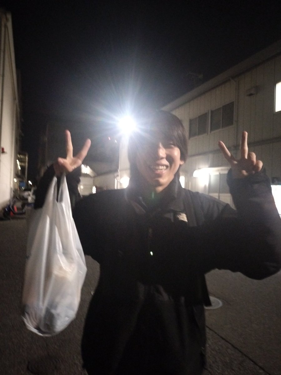 phoniex43k_yoh's tweet image. 川越アクションフェスティバルは明日！！！

フジタイヤキよろしくお願いします✌️😆✌️✨
 #フジタイヤキ
 #森バイトリーダー
 #雪アルバイト
 #尾野アルバイト
 #フォニ
 #エナジーチャージ‼️
 #ウェスタ川越
 #アクションフェスティバル