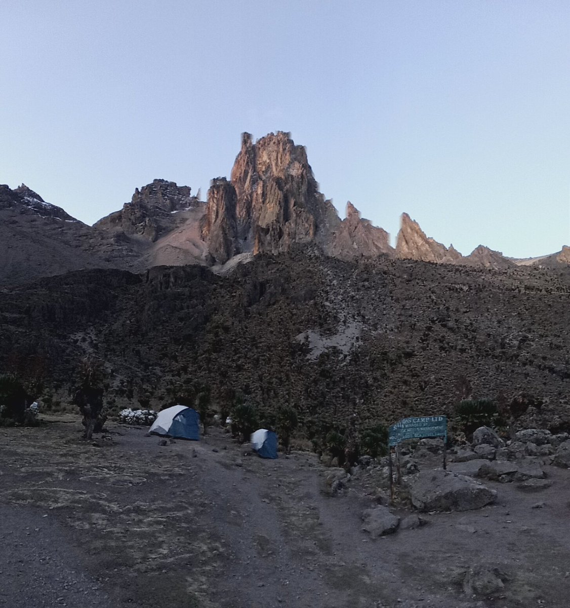 AfricaAlpine's tweet photo. The jagged #Mt Kenya peaks give it a totally different outlook compared to the dome of Kilimanjaro.#Mount #Kenya is a typical #Alpine #mountain https://t.co/y0PVN11sfJ