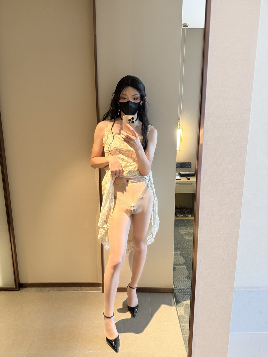 露娜吖 tweet media