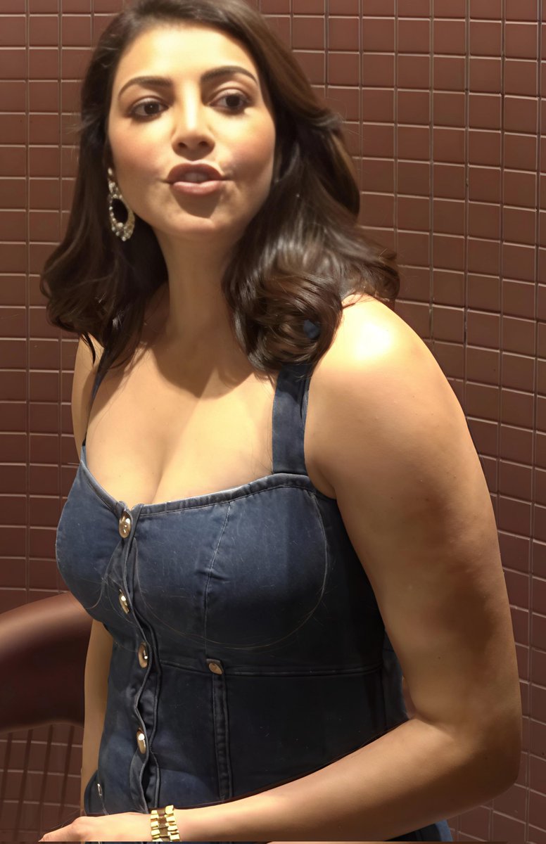 TeluguMovieMart's tweet photo. KajalAggarwal 💥🔥💥🔥💯
#KajalAggarwalHot #OGreview #KajalAggarwal #Kajal #Kajol https://t.co/52TbtVDo7V