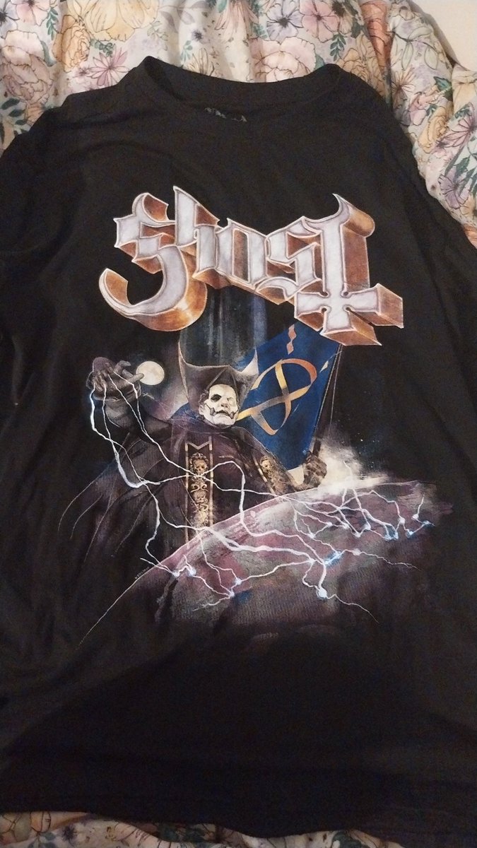 Caer 𖤐 🦇🫀 tweet media