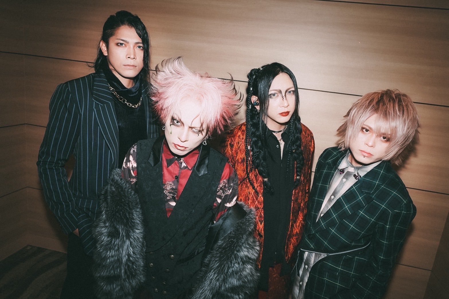 DIAURA× ΛrlequiΩ （アルルカン）、 10th DVD バラ売り可 8be6cc958c0cc47e97df14d192551f