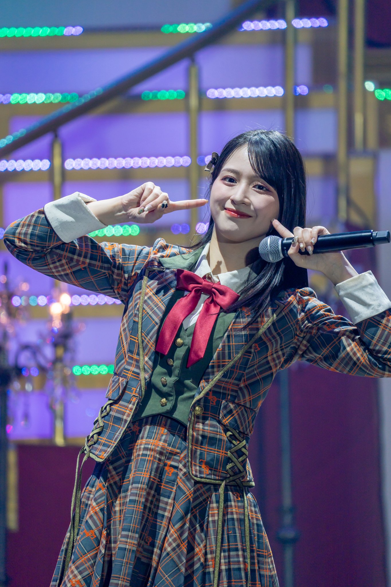 (^ ^) 佐々木舞香866ツアー座り直筆 EOFCe8VVAAEbSav.jpg:large