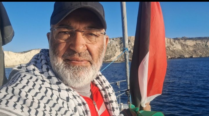 🚨Ex Senator Mushtaq Ahmed Khan, head of Pakistan’s Flotilla delegation, has been transferred to Kesdiot Prison in the Negev Desert by Israeli occupation forces.
His crime? Sailing with aid to break Gaza’s blockade.

Kesdiot; a desert prison between Gaza &amp; Egypt, now holds a man