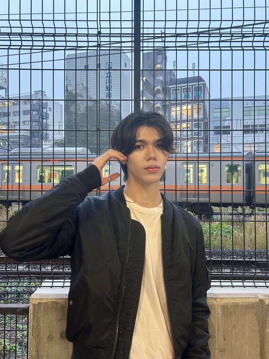 njs_myuji's tweet image. IN THE HOUSE ＠立川タクロス
ありがとうございました〜！
今日は𝓗𝓪𝓹𝓹𝔂 𝓻𝓪𝓲𝓷𝔂 𝓭𝓪𝔂でしたが
来てくれてありがとう！
３人体制まだまだかますヨ〜🔥
次も待ってる！
#NJS #NEWJPNSWING #荻野未友治