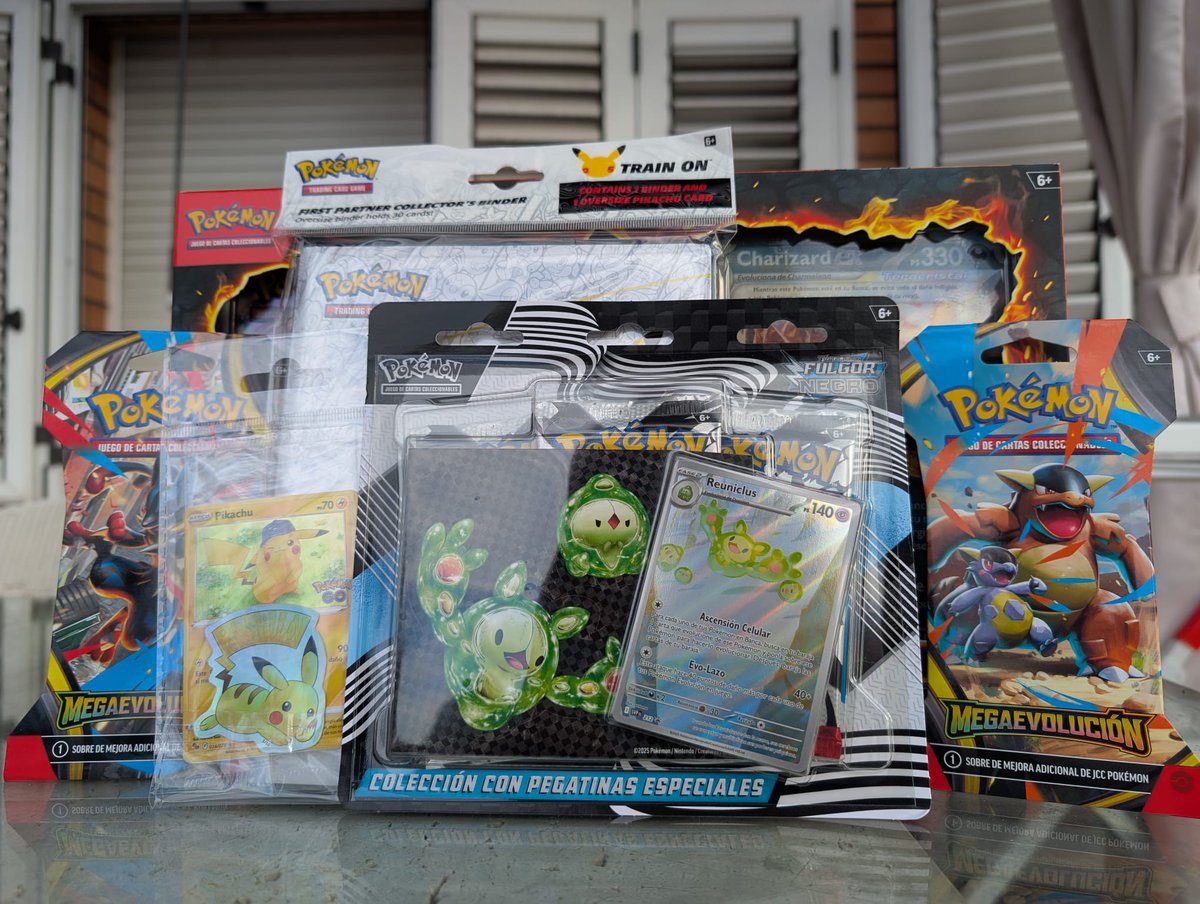 Hemos anunciado que a lo largo del fin de semana haremos algunos sorteos, pero... ¿¿QUERÉIS SABER EN QUÉ CONSISTEN??

Nuestro amigo <a href="/POKEMILLON/">POKEMILLON</a> ha querido contribuir en todos los eventos que hemos organizado hasta ahora. Y, nada más escuchar que organizábamos otro, se subió al