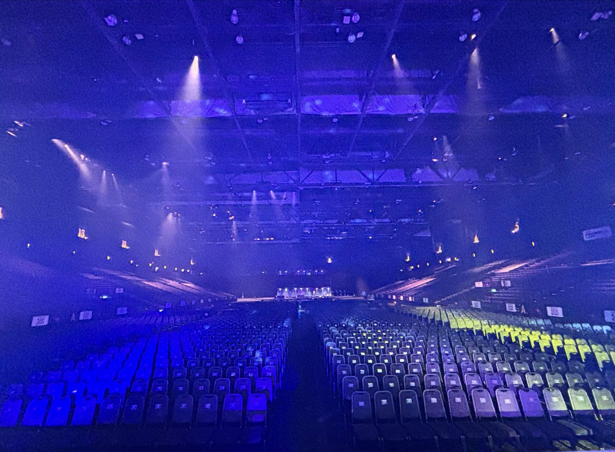 「w-inds. LIVE TOUR 2025 “Rewind to winderlust”」 本日は香港公演！
