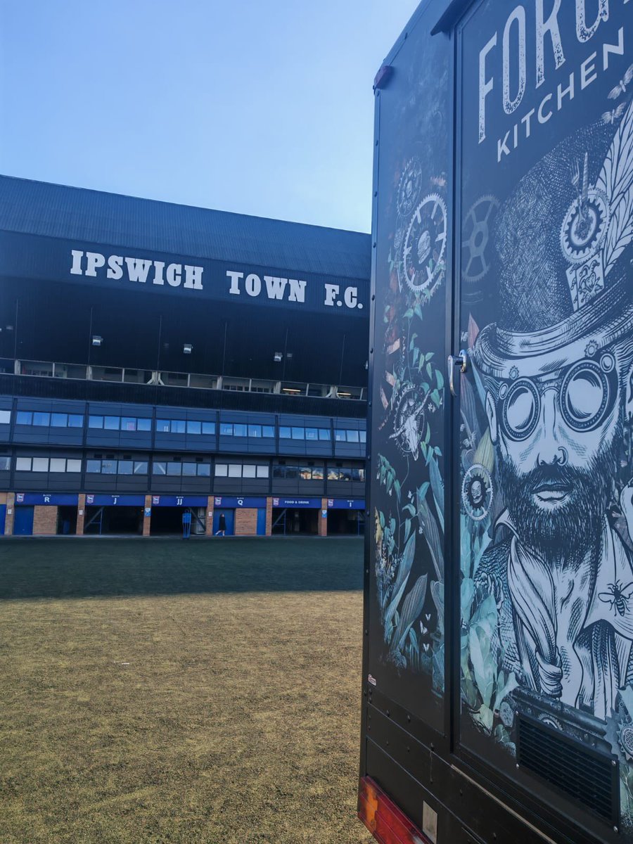This Sunday 5th October we’re back in the FanZone, Portman Road for the Town v Norwich City match! 💙🍔💙

We’re serving from 9.30am and again at half-time, so rally those appetites, good folk! We can’t wait to see you ✨…

#itfc #portmanroad