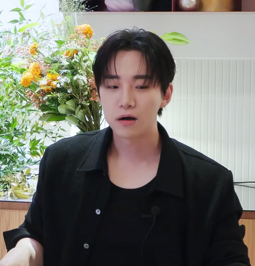 ROS_Junho's tweet image. ์
์ ์์ ๋ฌป์๊ฒ๋ ๊ท์ฝ๋ใ
ใ
ใ
ใ
ใ
