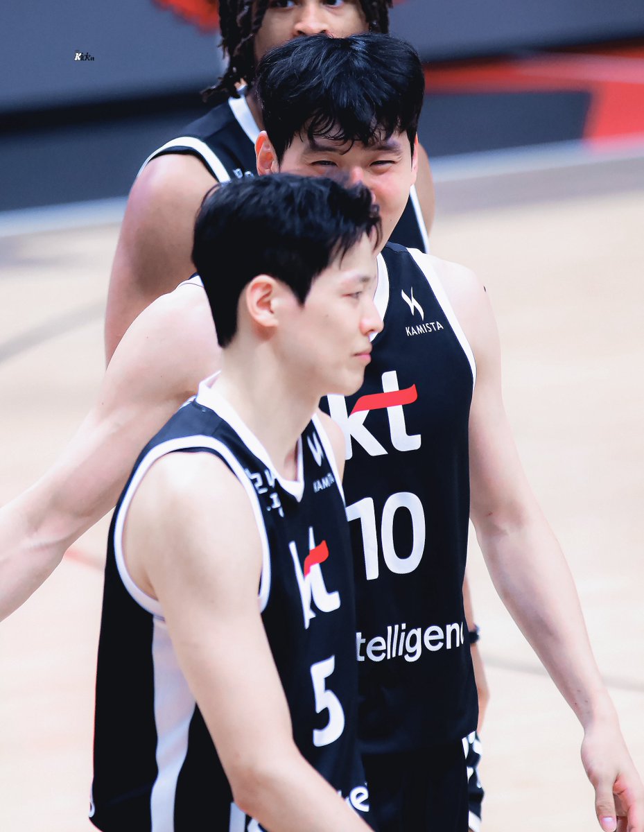 Kickit59's tweet image. 썬♡문♡그리고 소닉이

#문성곤 #KT소닉붐