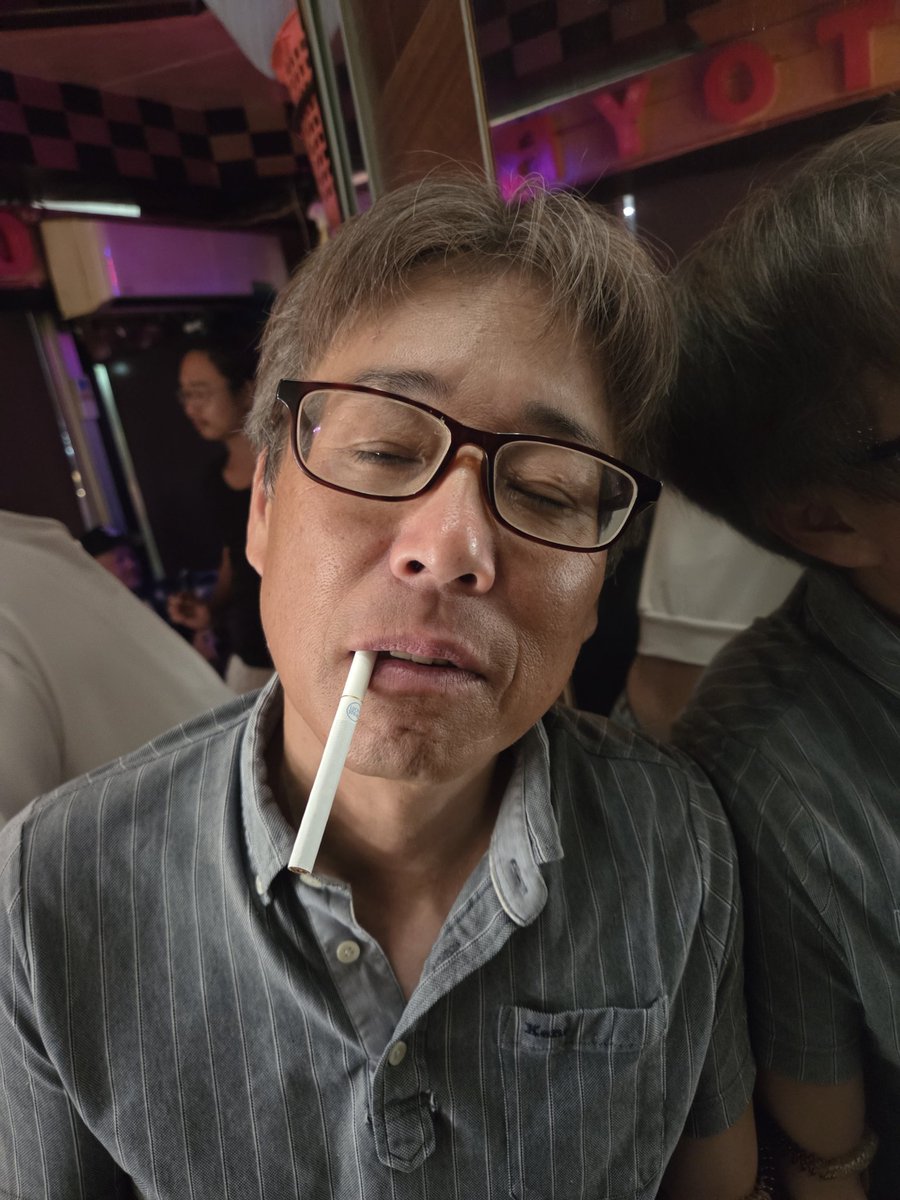 こんばんは。oi（老い）です。
寝ても疲れがとれません。
老眼が酷いです。