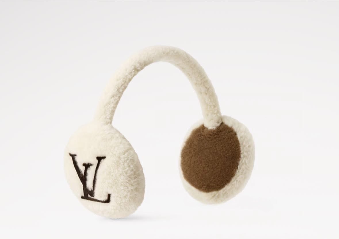 layxsnv's tweet image. The new Louis Vuitton 🎿 ski collection🤎