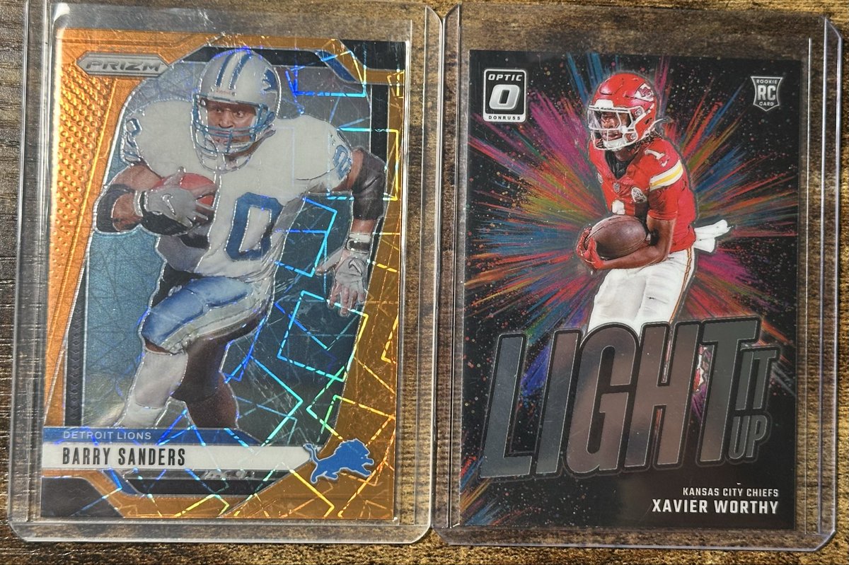 Looking to gain some followers in The Hobby space. Giving away both of these after Sunday Night’s Lions/Chiefs game.

Rules to enter:

-Follow me
-Repost this post
-Like this post

Drawing after the game Sunday night!