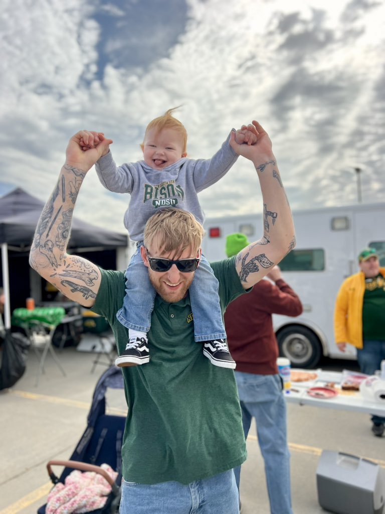 Rachel Tuttle tweet media