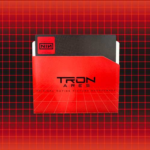 ProgramMax's tweet image. Very cool.
The Tron Ares CD sound track is styled to look like a 5¼-inch floppy disk.
BUT this styling is a Japan-exclusive.
Time to ship!