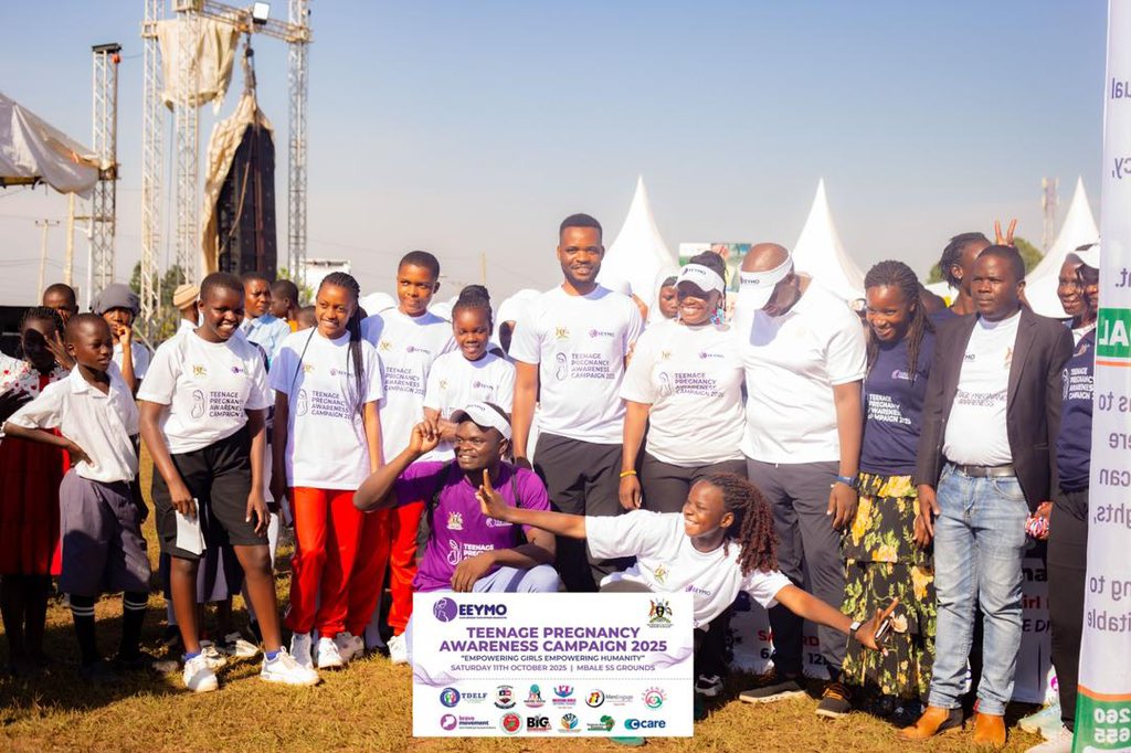 BebraveUganda's tweet photo. Congratulations Team @EEYMO207 and partners:
Happy International #DayOfTheGirl 
Your efforts are definitely not in vain:
#BeBrave @BeBraveGlobal https://t.co/bxHcYrfrfl