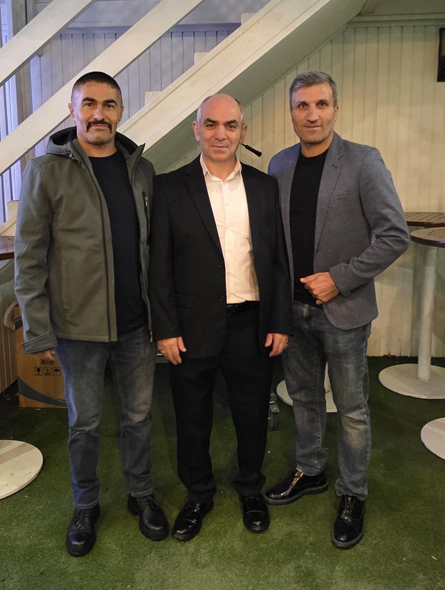 İstanbul #İtfaiye Komuta Merkezinden üyemiz Burhan EREMEKTER'in oğlunun düğün merasimine katılarak mutluluklarına ortak olduk. Kendilerine ömür boyu mutluluklar ve iki cihan saadeti dileriz. 
#İMED YÖNETİM KURULU