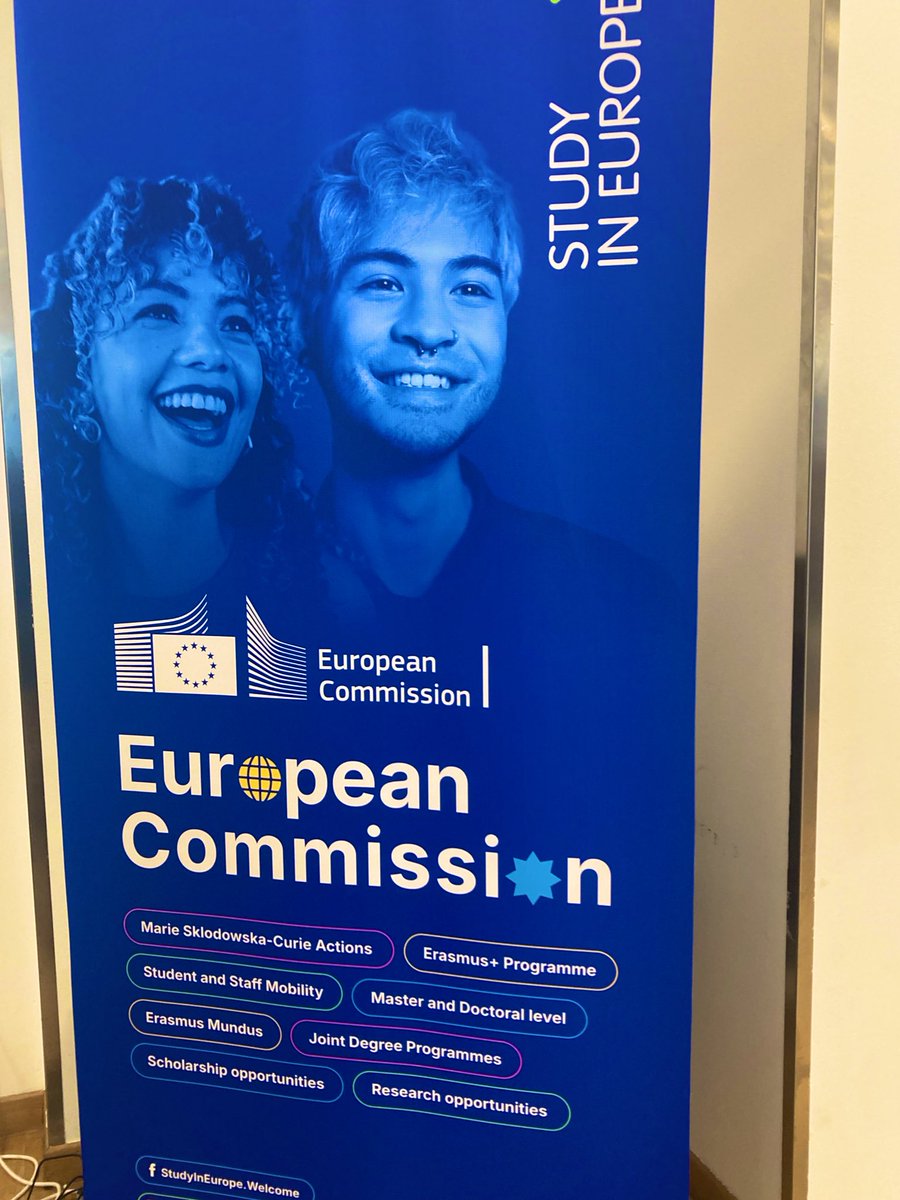 Plaisir d’accueillir au Salon #StudyInEurope financé par 🇪🇺 et organisé par <a href="/CampusFrance/">Campus France</a> 🇫🇷 à #Tirana 🇦🇱 des établissements #EnseignementSupérieur 🇫🇷 et des élèves 🇦🇱 des #SectionsBilinguesFrancophones #LabelFrancEducation 
🙏<a href="/France_Albanie/">France en Albanie</a> <a href="/KubFranceTirana/">KubFranceTirana</a>